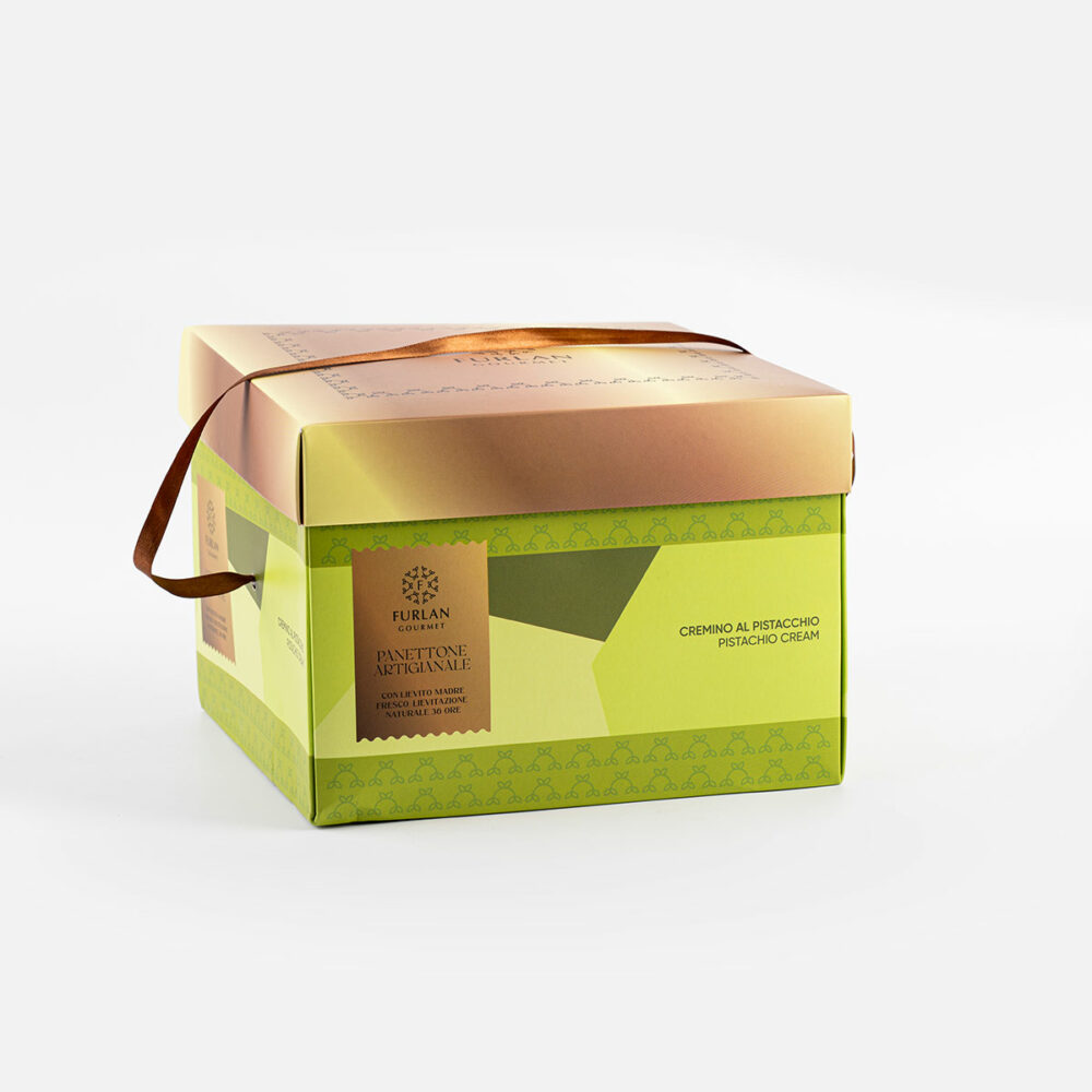 Panettone con cioccolato bianco al cremino di Pistacchio