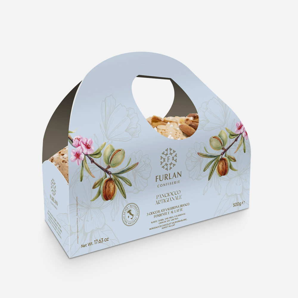 Panfrutto ai 3 cioccolati e glassa di mandorle