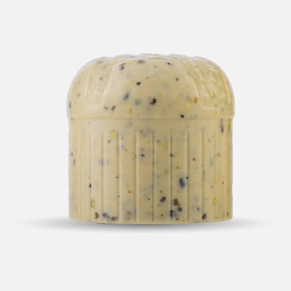 Panettoncino di cioccolato bianco con pistacchi salati - immagine 2