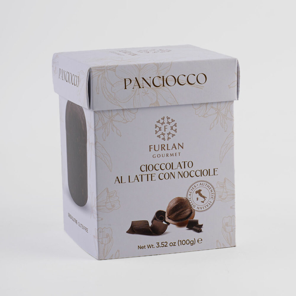Panettoncino di cioccolato al latte con nocciole